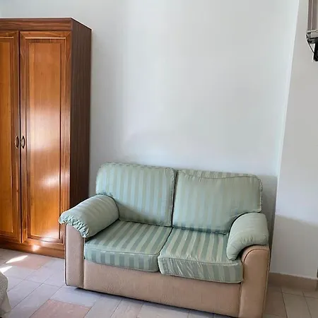 Downtown 2br Scenic Balconies Ac Wifi Tirana
