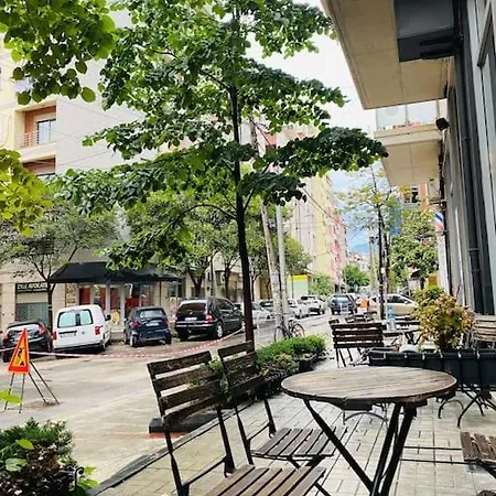 Apartment Downtown 2br Scenic Balconies Ac Wifi